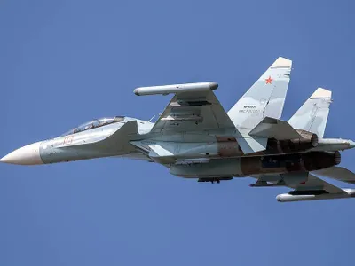 Avioane de luptă multirol Su-30SM au zburat deasupra navelor NATO/Foto: tass