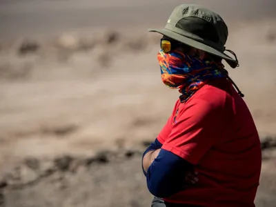 8 martie 2017. Miner de la Mina Escondida, din Chile, deţinută de BHP Biliton, aflat în grevă - Foto: Profimedia Images