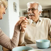 Alimentul super sănătos pe care PENSIONARII ar trebui să-l consume. Previne îmbătrânirea și ridurile - Foto: Freepik.com (rol ilustrativ)