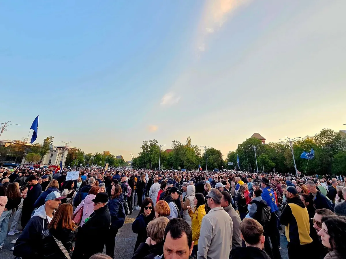 Protest Piața Victoriei - Foto: Radu Gurbet