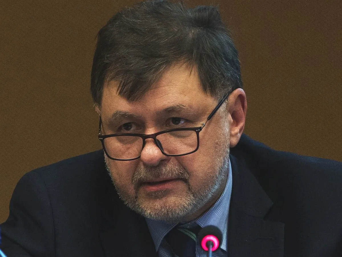Alexandru Rafila reînnoieşte stocurile de ibuprofen, paracetamol şi tamiflu. "Nu e o penurie!" - Foto: Flickr