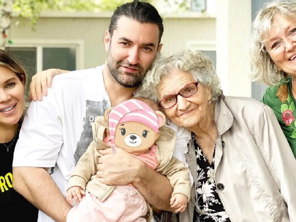Familia lui Smiley Foto: Instagram Smiley