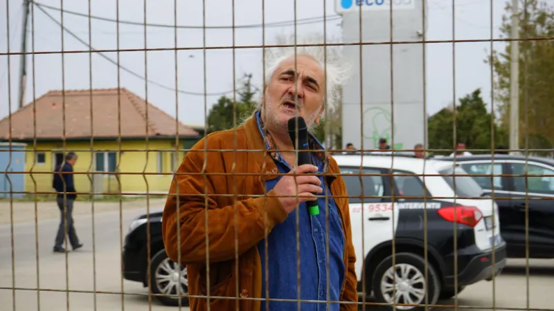 Basarabeanu Eugen, un activist de mediu care nu și-au uitat fostul angajator. Sursă foto: Ecorec