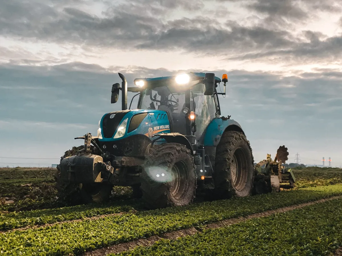 ANAF a descoperit nereguli la TVA pentru utilaje agricole. Firmele trebuie să plătească 87 de milioane lei