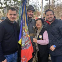 Zoe Ghinescu cu niște unii de la ALDE, inclusiv Teddy mână iute/FOTO: facebook.com