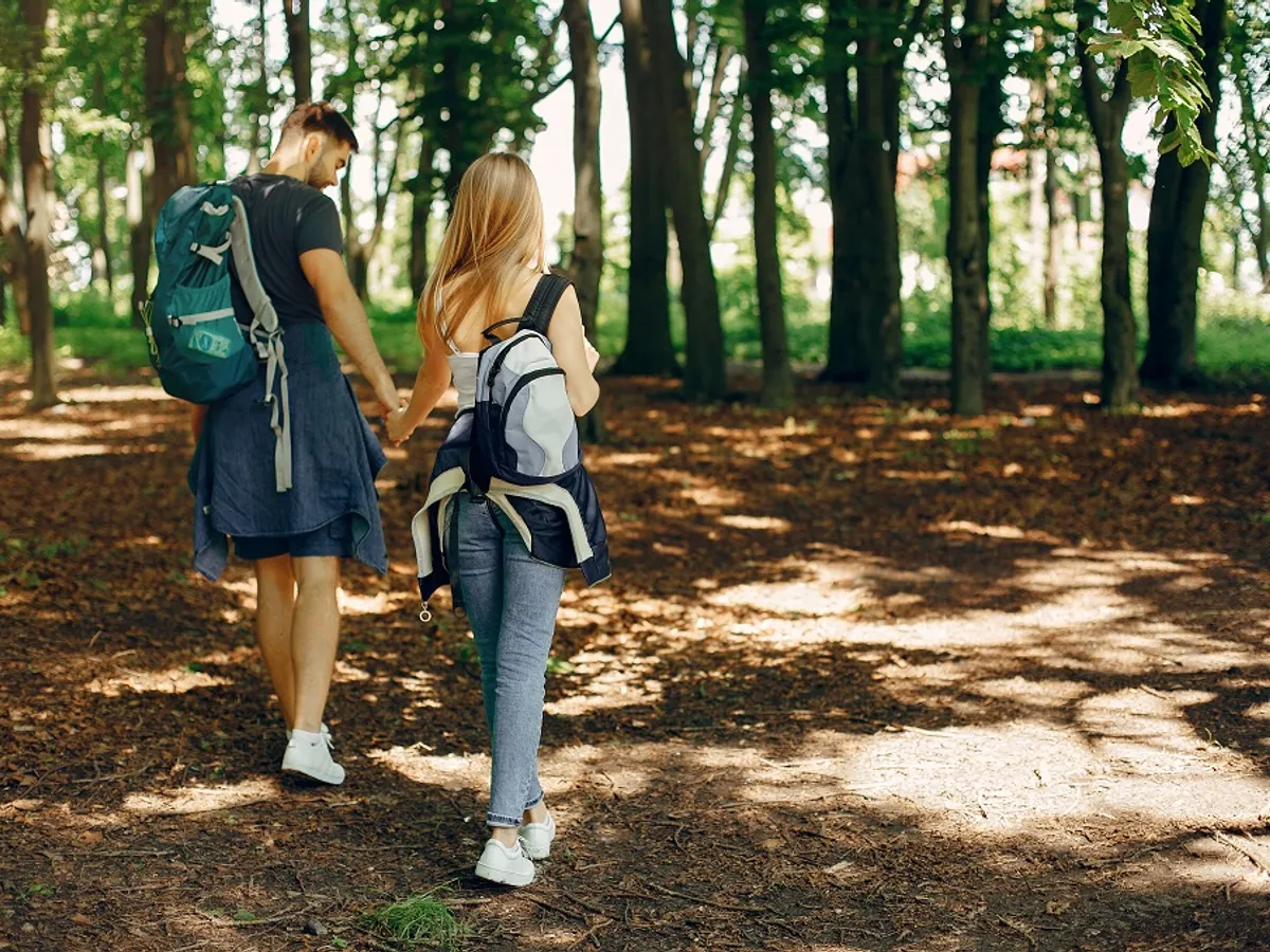 Tocmai ai terminat prânzul? Iată de ce ar trebui să ieși afară pentru 10 minute acum