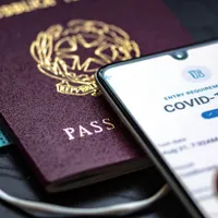 China a lansat pentru cetăţenii săi un paşaport digital care le va permite să-şi dovedească statutul sanitar în contextul COVID. / Foto: digi24.ro