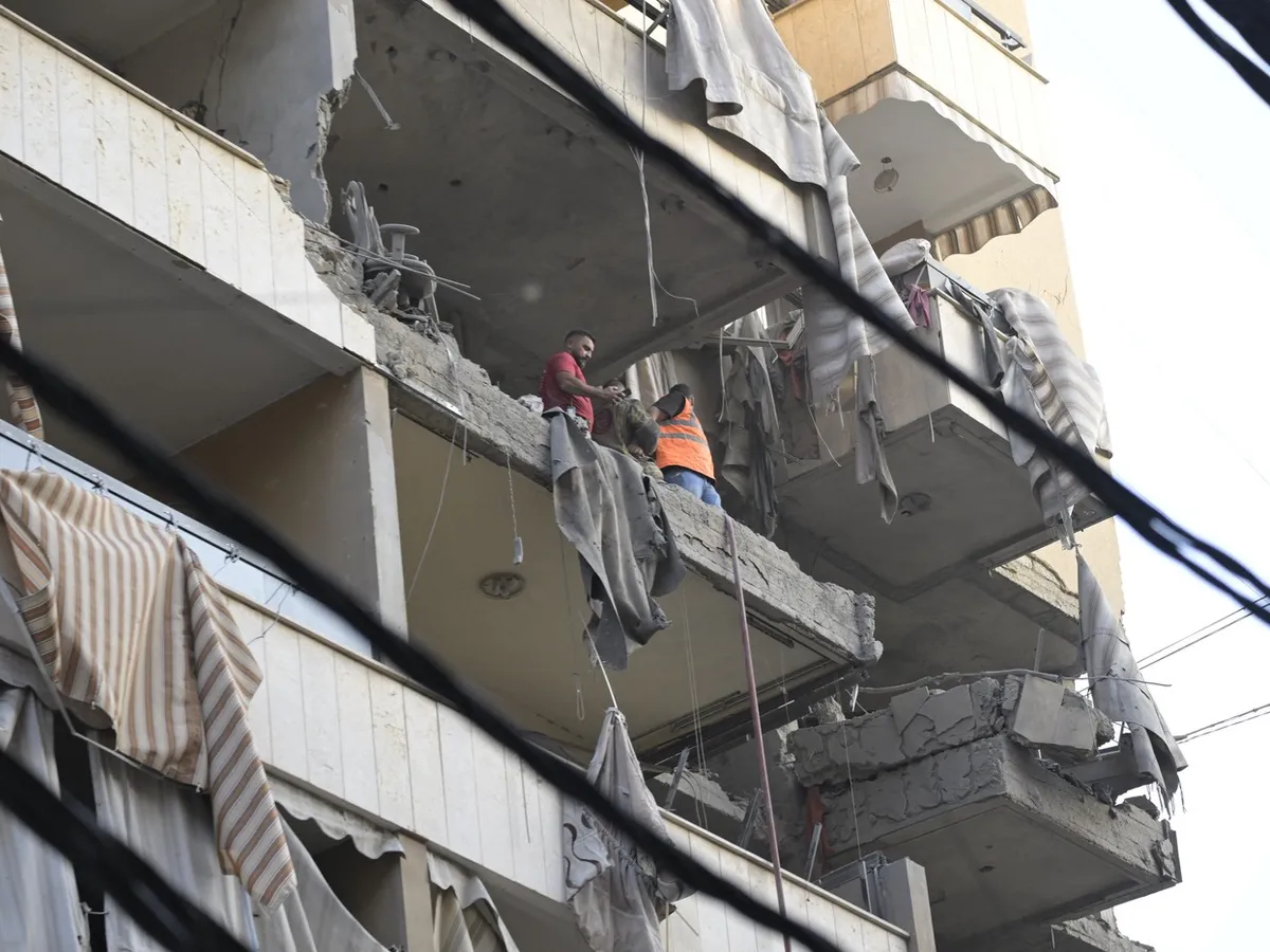 VIDEO Atac cu rachete în inima Beirutului. Israelul anunță uciderea șeful de stat major al Hezbollah