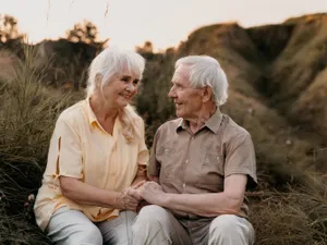 Două categorii de pensionari nu vor plăti CASS la pensie peste 3.000 lei. Anunț oficial de la Guvern - Foto: Freepik (Imagine cu rol ilustrativ)