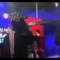 Atac armat în direct la un post de televiziune. Jurnaliștii, luați ostatici cu arma la tâmplă- Foto: Profimedia images