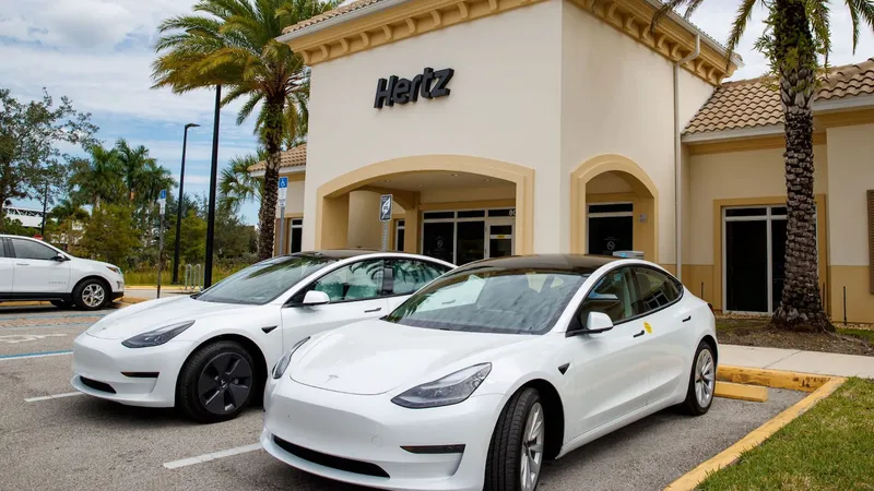 Achiziție istorică de mașini electrice: Hertz cumpără 100.000 de Tesla Model 3 pentru Rent-a-Car. / Foto: slashgear.com