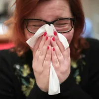 Cum scăpați de febra fânului sau rinita alergică la polen? Cum ajută vaselina să nu ai probleme? - Foto: Profimedia images
