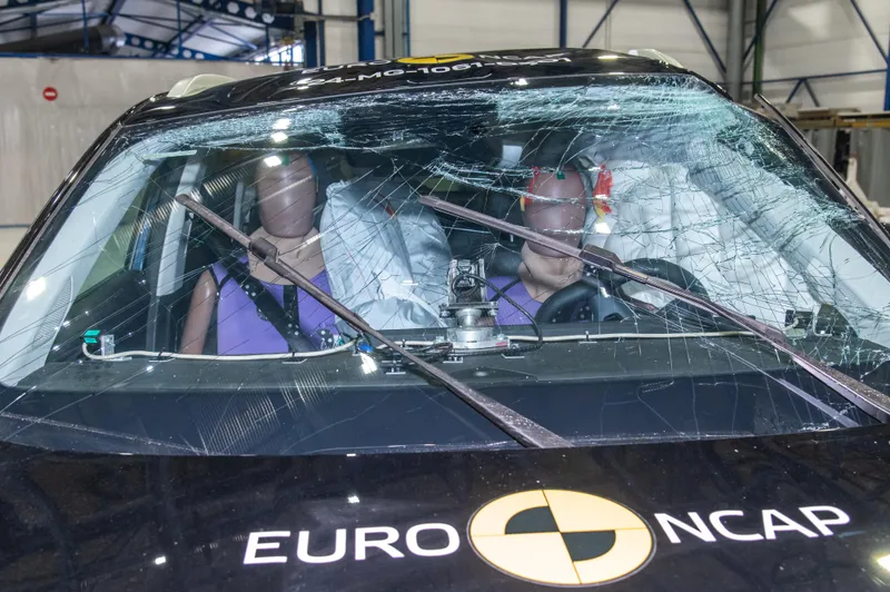Test la impact lateral - Foto: Euro NCAP (Imagine cu rol ilustrativ)