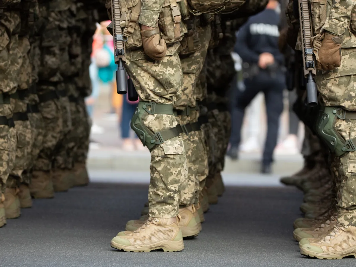 Marea Britanie pregătește un plan național pentru război ce vizează armata, spitalele și industria țării