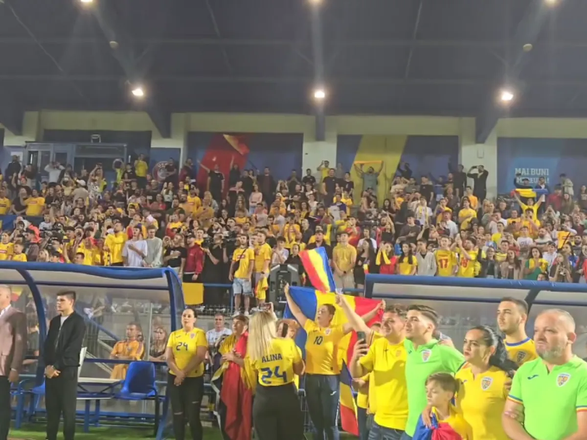 Generația de suflet, întâmpinată de sute de fani după EURO2024. Stanciu: Voi aţi fost primul jucător - Foto: Facebook/ Echipa Națională a României