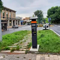 Primăria Constanța se pregătește de sezon montând 45 de automate pentru parcare. / Foto: Primăria Constanța, Facebook