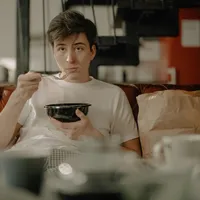 Ce să nu consumi dacă ești mahmur. Lista neagră a greșelilor alimentare care pot agrava mahmureala: FOTO - Pexels(imagine cu rol ilustrativ)