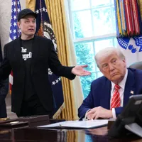 Trump „pune drujba” pe afacerile lui Musk: „Strânge-ți catrafusele și întoarce-te în Africa de Sud” - Foto: Profimedia images