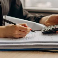 De ce e important ca românii să aibă educaţie finaciară. Momentele când lipsa ei a contat - Foto: Pexels/Mikhail Nilov