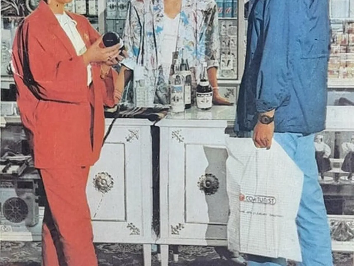 Oferte speciale, cu extra opțiuni, în „Shop”-urile comuniste: Dacia de la 5.000 $, Aro de la 6.250 $ - Foto: Facebook/Romania Nostalgica