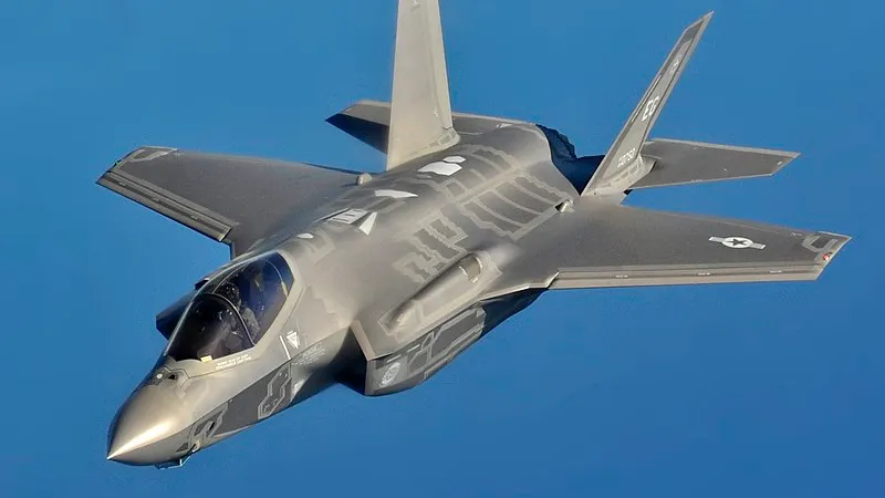 VIDEO Temutele avioane de luptă americane F-35 de generația V vin în Europa. Cine a comandat deja / Wikimedia Commons
