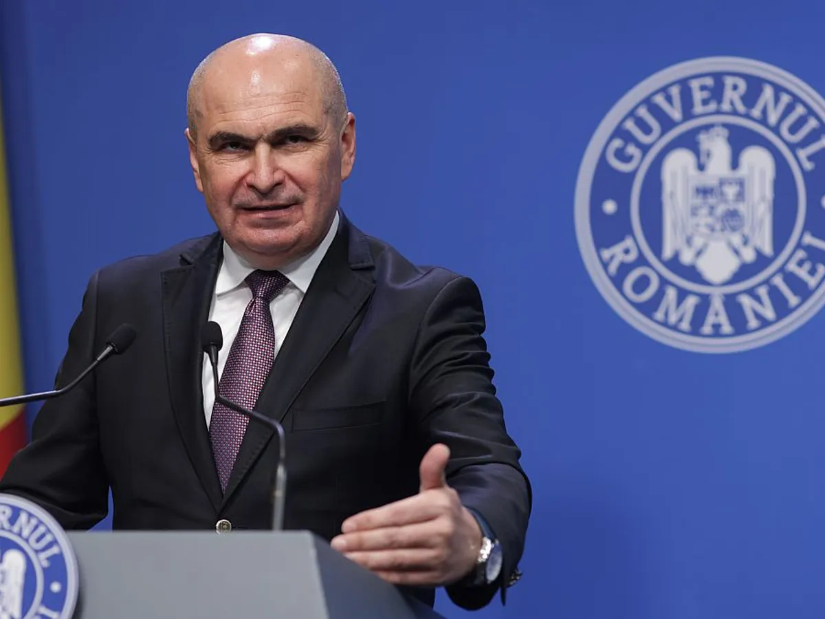 Premierul Ilie Bolojan, în conferinţă de presă, la Palatul Victoria - Foto: INQUAM PHOTOS/George Călin