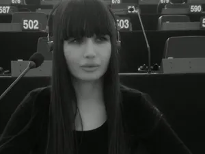 N-au stat la discuții: suspendarea Elenei Băsescu, votată în unanimitate!