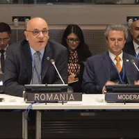 Raed Arafat îndeamnă la respectarea regulilor de protecție sanitară la petrecerile de Revelion/FOTO: Facebook/RaedArafat