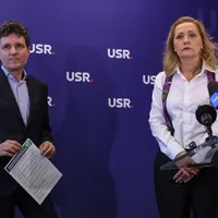Nicușor Dan și Elena Lsconi - Foto: INQUAM PHOTOS / Sabin Cîrstoveanu