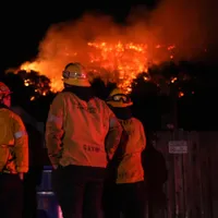 Ucraina trimite 150 de pompieri în infernul din Los Angeles. Ce ar putea face România să ajute SUA - Foto: Profimedia images