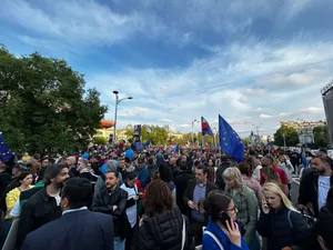Marșuri pro-europene în Iași, Cluj, Timișoara, Arad și Botoșani. „România vrea în Europa” - FOTO: Newsweek (imagine cu rol ilustrativ)