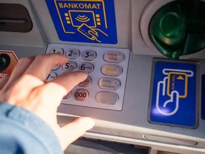 Băncile renunță la bancomate. Ce se întâmplă cu cei care vor bani cash? De unde vor scoate bani? - Foto:pixabay.com (rol ilustrativ)