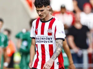 Cum au numit olandezii prestația lui Dennis Man, scos după 45 de minute la debutul pentru PSV