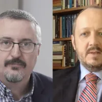 Adrian Papahagi este profesor la Universitatea „Babeș- Bolyai” din Cluj