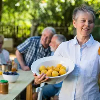 Fructul zilei care e plin de vitamina A, produce colagen și întinerește. Îl ai în grădină - Foto: Profimedia Images (imagine cu rol ilustrativ)