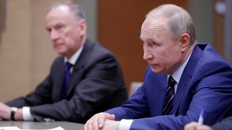 Putin va fi operat de cancer curând și predeă puterea temporar fostului șef KGB Patrușev/foto: tass