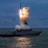 ALERTĂ Putin trimite în Marea Neagră două nave cu rachete care lovesc la 1.500 km. Ce misiune au? - Foto: unian.net
