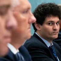 "Regele cripto ruinat", cel mai mare "donator" după miliardarul Soroș. Dona "presei progresiste" - FOTO: Profimedia