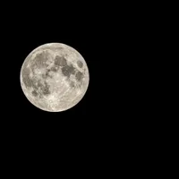 Pământul și Luna se află la aceeași distanță de Soare. De ce sunt diferențe colosale de temperatură foto: Freepik (fotografie cu caracter ilustrativ)