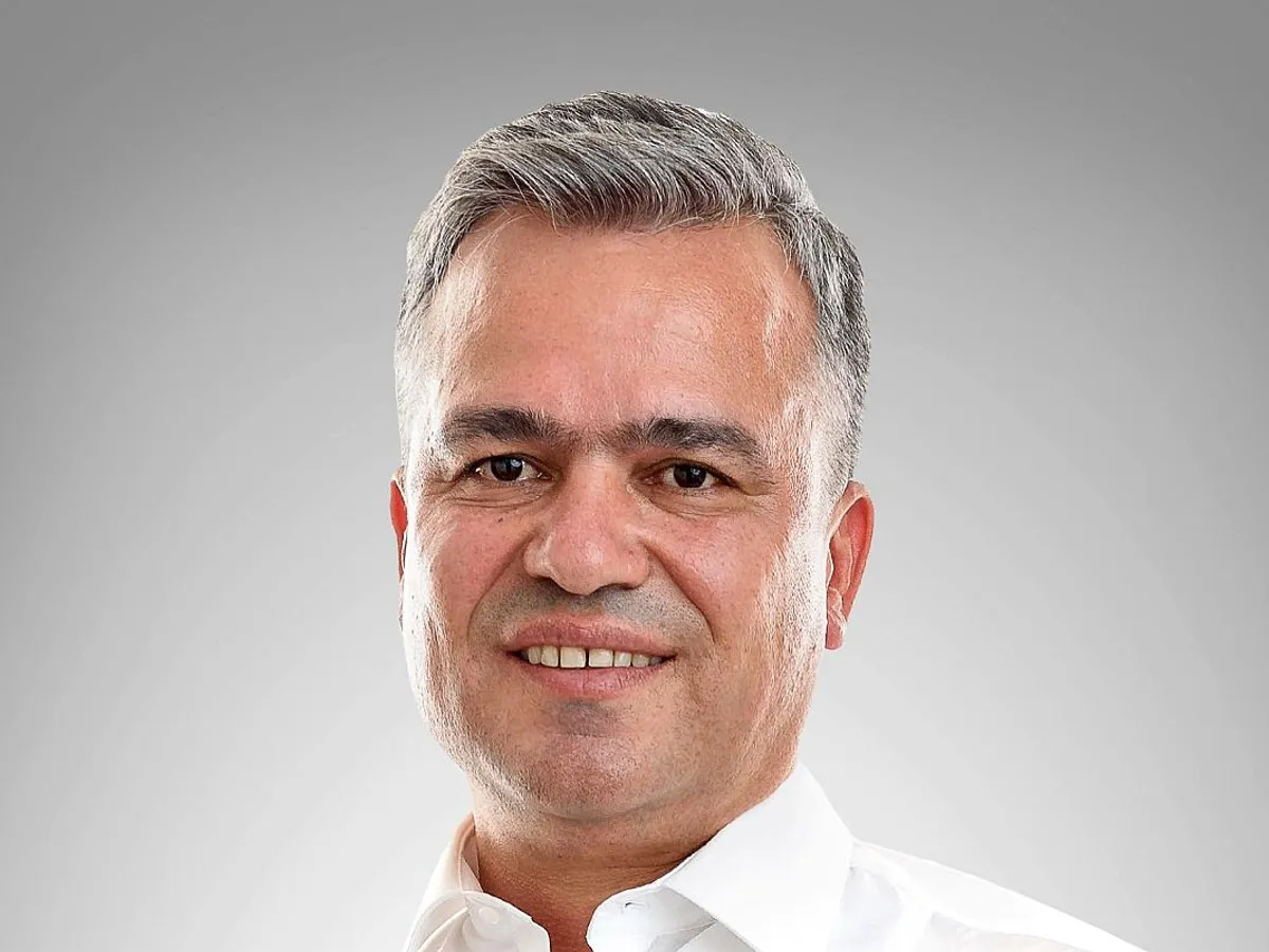 Veştea (Dezvoltare): 250 de solicitări de la primării, privind cheltuielile - Foto: Facebook/Adrian Ioan Veştea