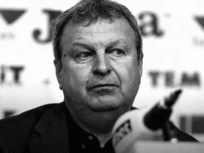 A murit antrenorul echipei: clubul din prima ligă a făcut anunțul