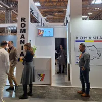 România a mers la târgul de mobilă January Furniture Show din UK. Cum au arătat standurile - Foto: Facebook/Romanian Brands at Furniture Show
