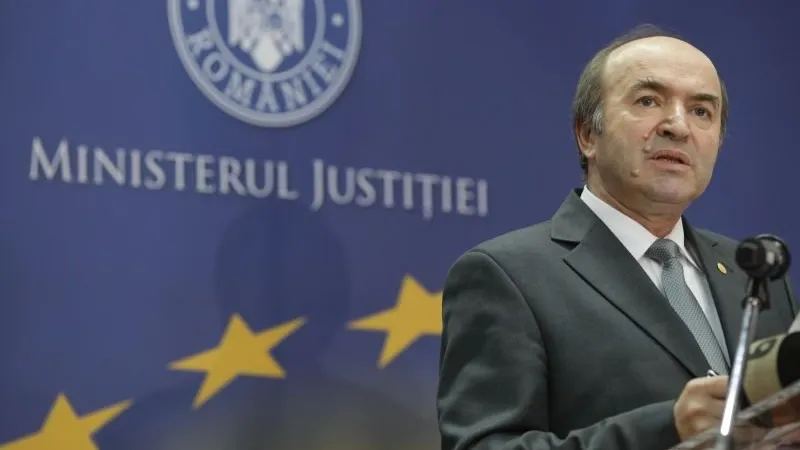 Sindicaliștii din penitenciare îl țin din scurt pe Tudorel Toader. Inquam Photos/Octav Ganea
