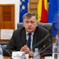 Crin Antonescu: ”În calitate de președinte, îmi doresc ca prima deplasare externă să fie în SUA” - FOTO: Profimedia(imagine cu rol ilustrativ)