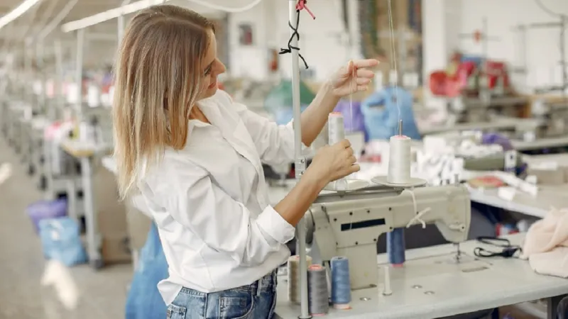 Probleme în industria textilă. Un cunoscut brand a dat faliment. Firma are datorii de 1.300.000 € - Foto: freepik (rol ilustrativ)
