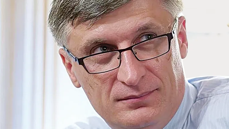 Cătălin Avramescu