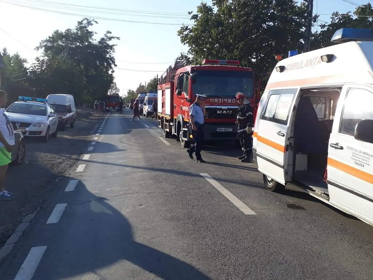 Accident înfiorător pe un drum din Tulcea. O femeie a murit, iar alte 4 persoane au fost rănite - Foto: Arhiva (imagine cu rol ilustrativ)