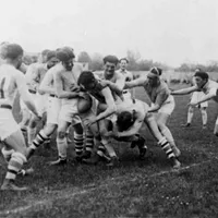 Prima medalie olimpică din istoria sportului românesc, bronzul la rugby în 1924. / Foto: kqed.org