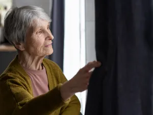 Escrocherie la pensie. Pensionari furați de falși angajați ai unei firme de distribuție gaze - Foto: Freepik (Imagine cu rol ilustrativ)