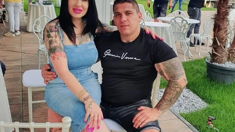 Interlopul Adrian Beleaua Corduneanu și Diamantul Roz Foto: Facebook